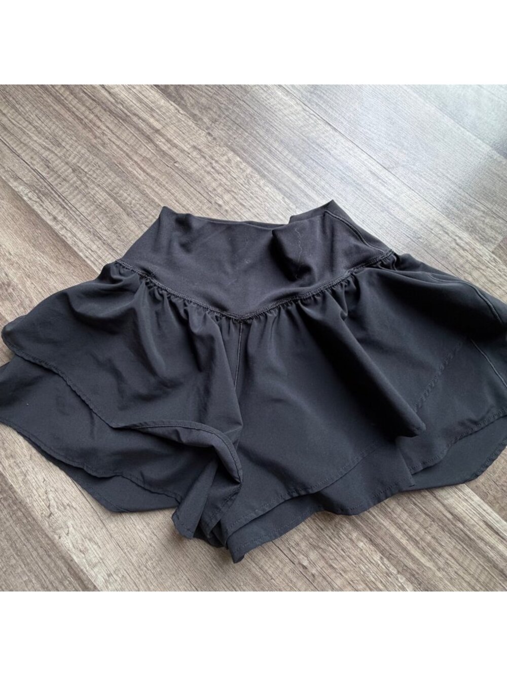 OFFLINE By Aerie Black XS High-Waisted Flowy Skort
